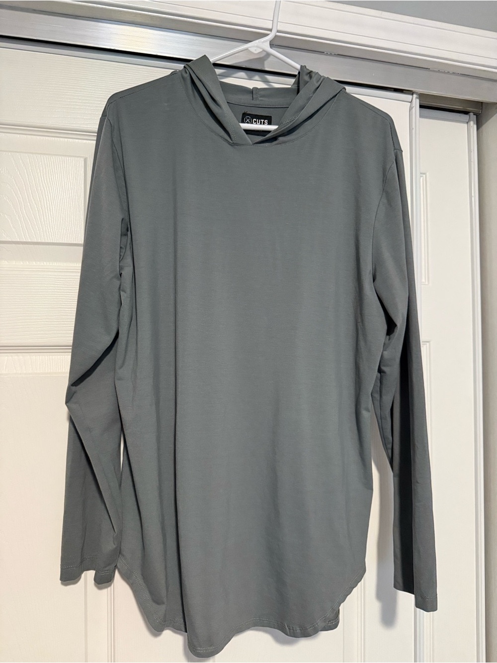 CUTS Clothing | Sage Green Elongated Long Sleeve Hooded Tee PYCA Pro XL